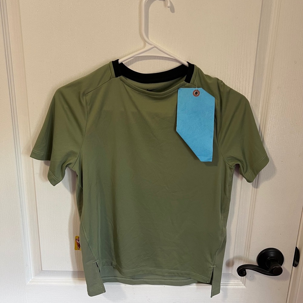 Nike Boys Dri-FIT Multi Tech Short Sleeve Training Top Oil Green FB1292-386 S